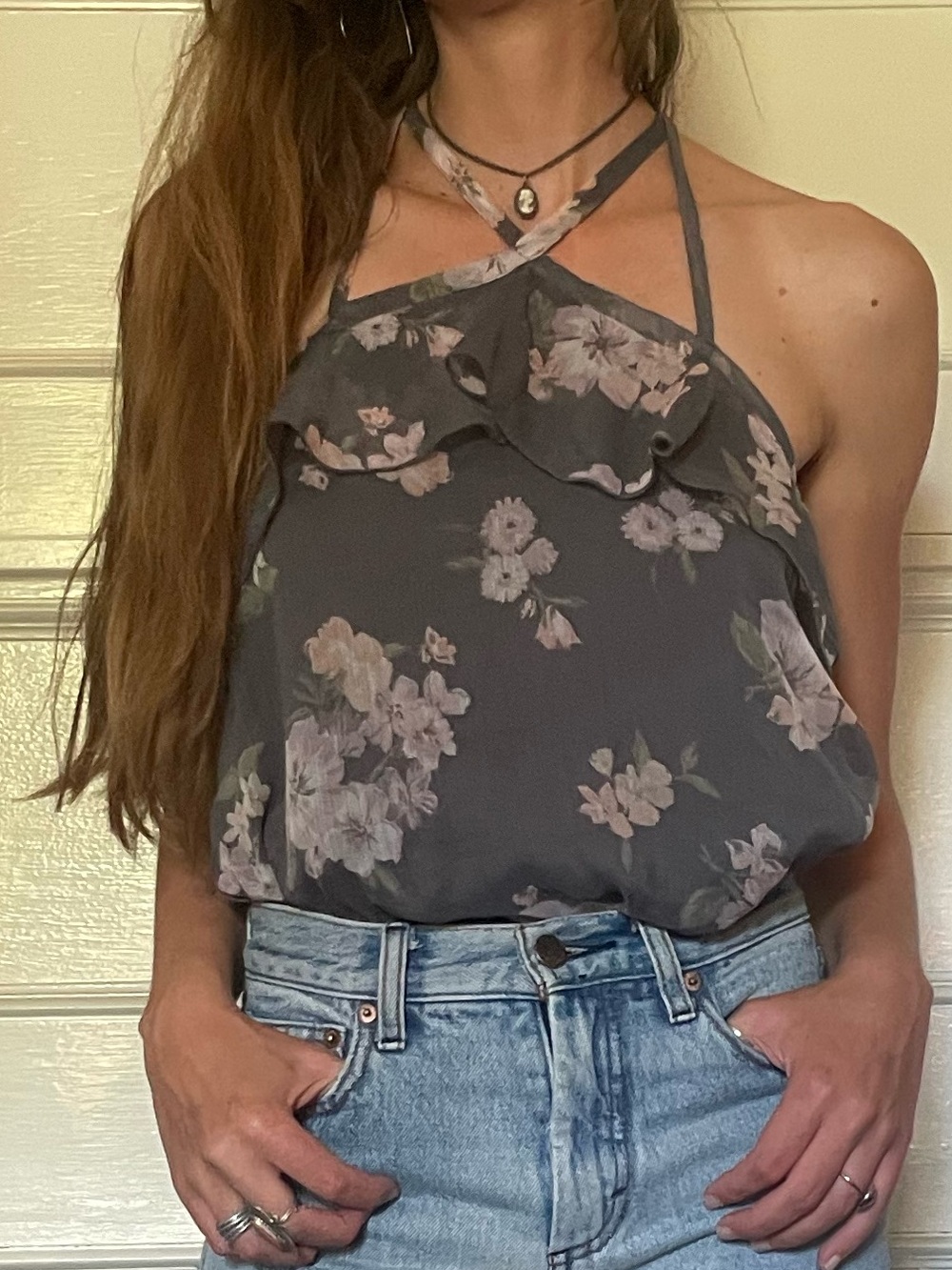 Floral Ruffle Halter Tank Top - Gray - Picture 3 of 7